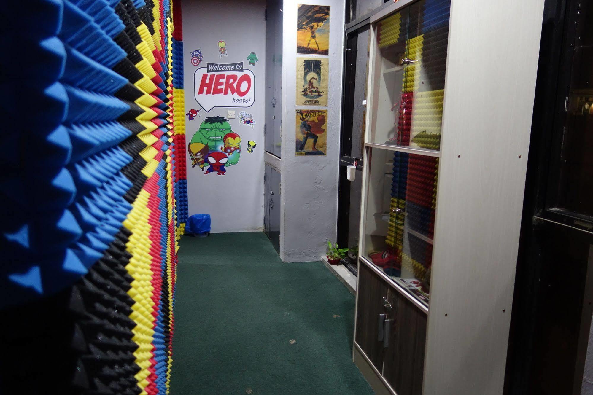Hero Hostel Kuching Exterior foto